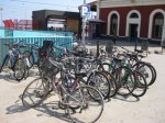 Carrils bici i parkings inexistents